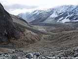 
The trail from the Tashi (Tesi) Lapcha pass to Thame follows the left side of the Thame Valley.
